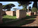 02540 ostia - regio v - insula vii - sede degli augustali (v,vii,1-2) - via degli augustali - bli ri nordwesten - 01-2024.jpg